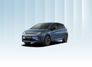 BYD DOLPHIN side view