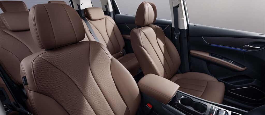 BYD M6 interior view